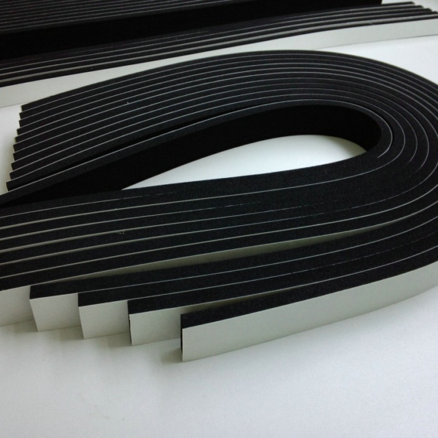 日本光洋KR TAPE水性壓敏雙面膠帶在汽車內(nèi)飾NVH應(yīng)用的優(yōu)勢(shì)